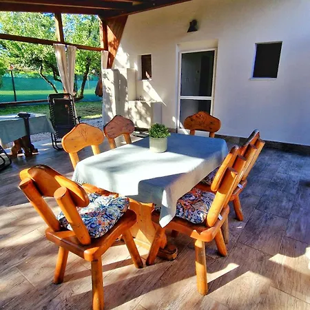 Velencei Odu Lägenhet *